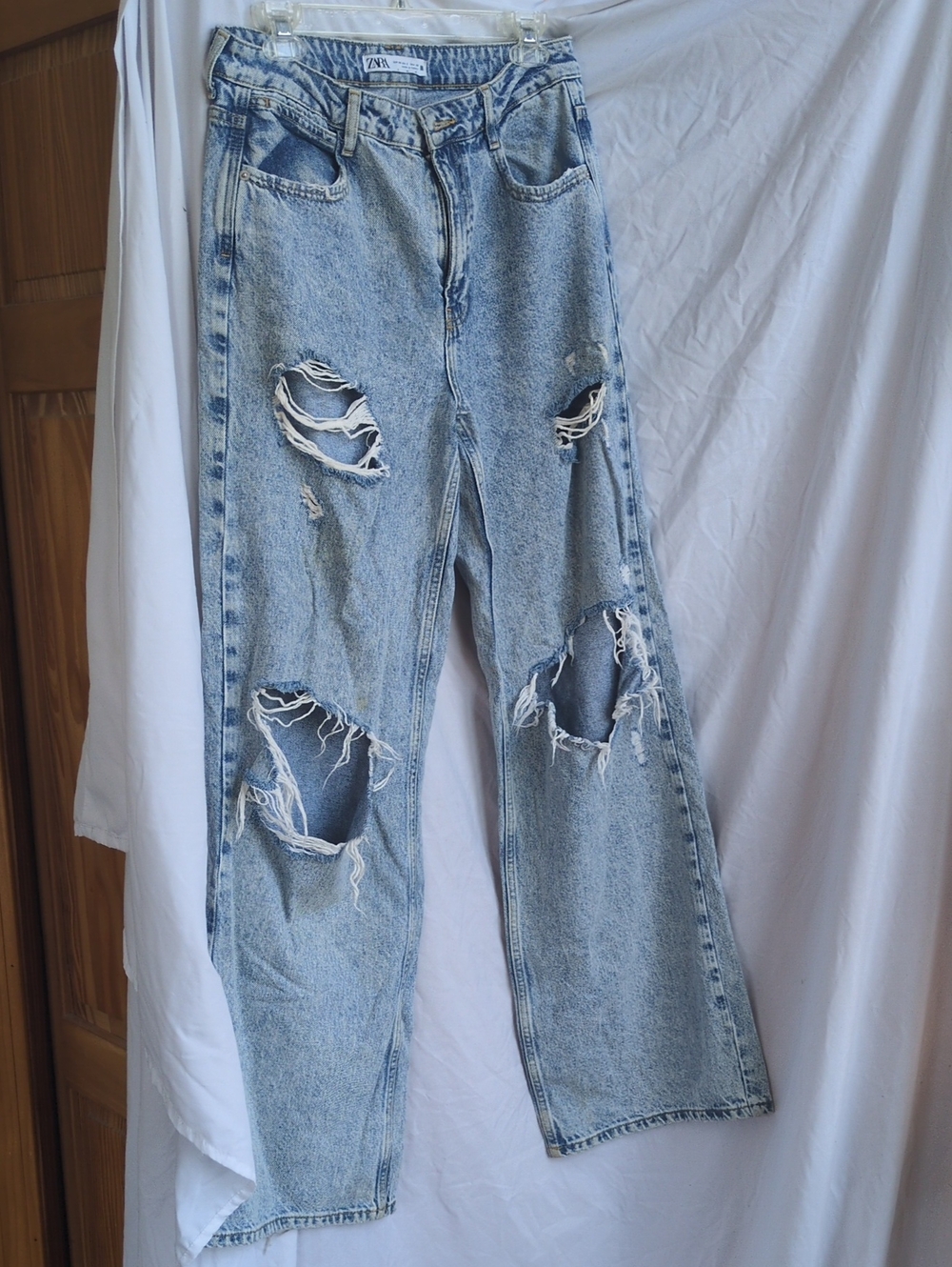 Zara Light Blue Distressed Ripped Jeans